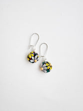 Load image into Gallery viewer, Graffiti Daisies Small Dangle Earrings