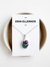 Load image into Gallery viewer, Spring Tulips Single Tulip Necklace (Purple)