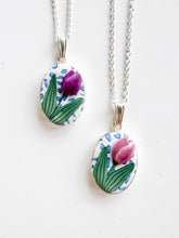 Load image into Gallery viewer, Spring Tulips Single Tulip Necklace (Pink)
