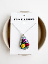 Load image into Gallery viewer, Spring Tulips Bouquet Necklace