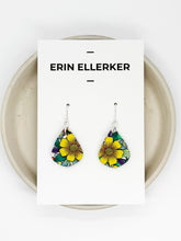 Load image into Gallery viewer, Shaded Sunset Small Dangle Earrings
