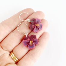 Load image into Gallery viewer, Pansy Blossom Dangles in Burgandy/Blue
