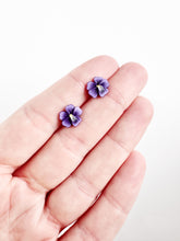 Load image into Gallery viewer, Purple Violet Flower Stud
