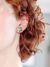 Load image into Gallery viewer, Daisy Circle Stud Earrings
