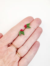 Load image into Gallery viewer, Holly Stud Earrings
