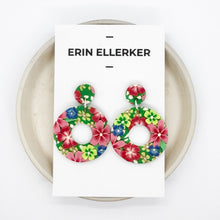 Load image into Gallery viewer, Jardin Vert Cut-out Dangle Earrings
