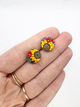 Load image into Gallery viewer, Sunflower Bouquet Circle Stud Earrings
