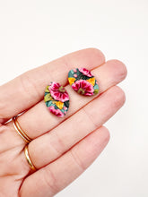 Load image into Gallery viewer, Pink &amp; Teal Large Small Stud Earrings
