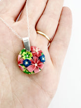 Load image into Gallery viewer, Jardin Vert Necklace
