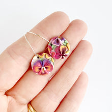 Load image into Gallery viewer, Pansy Small Circle Hoop Earrings
