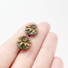 Load image into Gallery viewer, Sunflower Bouquet Circle Stud Earrings
