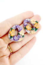 Load image into Gallery viewer, Lavender Marmalade Cut-out Stud Earrings
