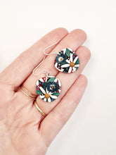 Load image into Gallery viewer, Daisy Small Dangle Earrings
